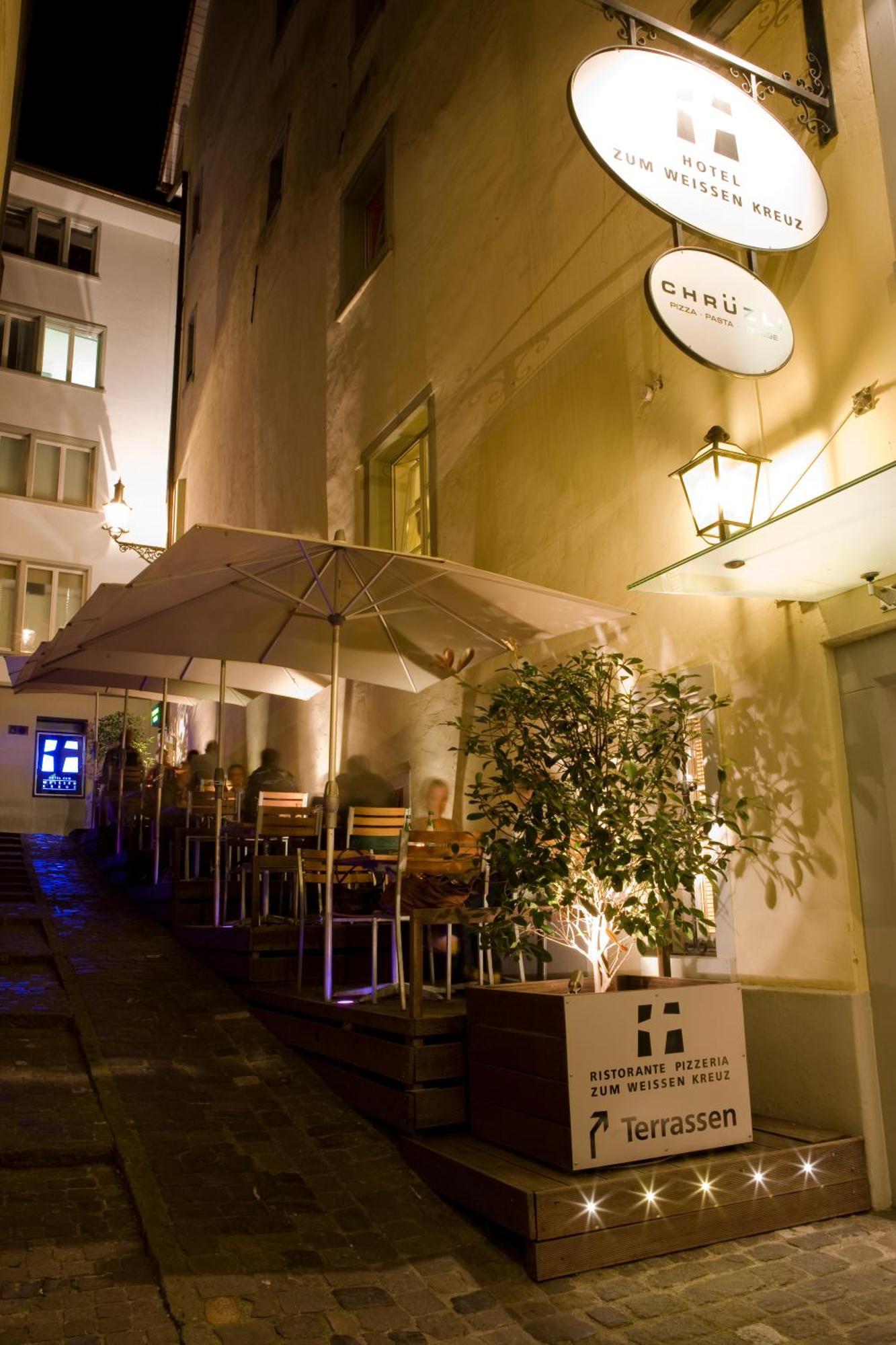 Boutique Hotel Weisses Kreuz - Adult Only Hotel Люцерн Экстерьер фото