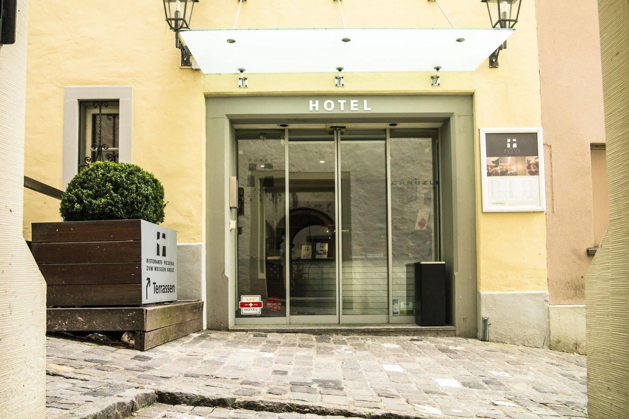 Boutique Hotel Weisses Kreuz - Adult Only Hotel Люцерн Экстерьер фото